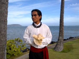 Hawaiian Conch Shell Blower in Formal Attire